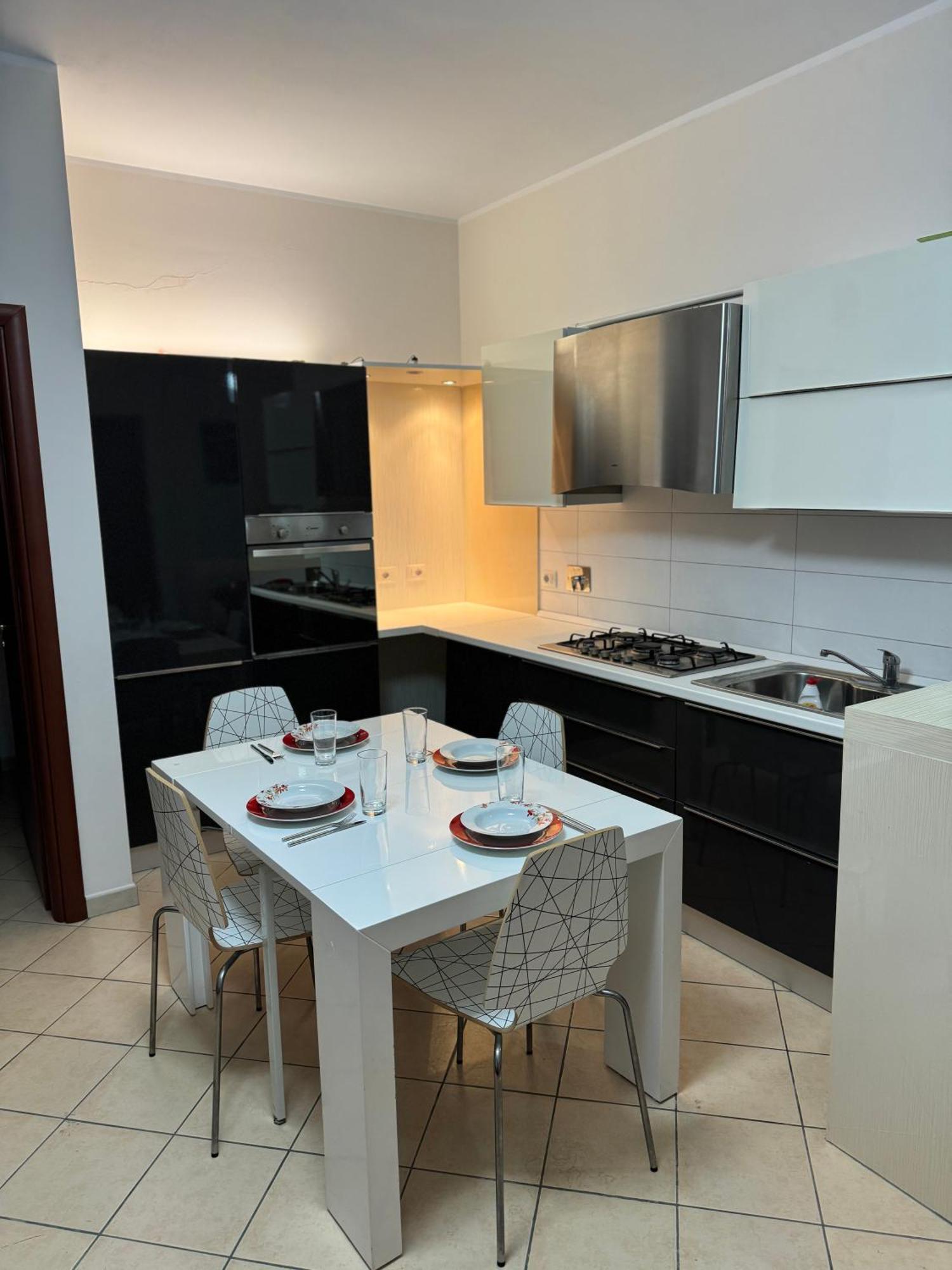 3 Bedrooms Apartment Шкодер Экстерьер фото